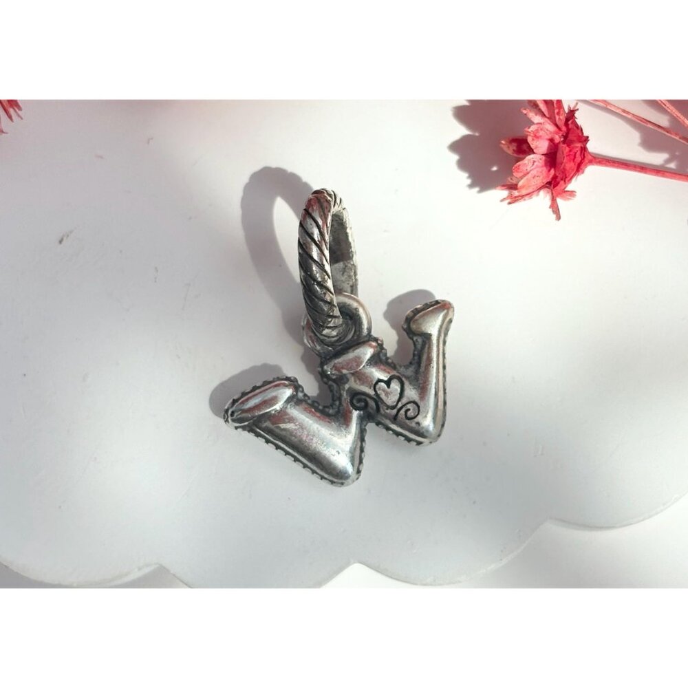 Vintage Brighton Lower Case W Letter Charm | Pendant For a Necklace - Picture 2 of 3